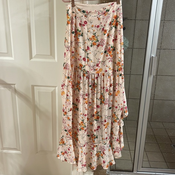 x REVOLVE Arnound Skirt - Picture 4 of 5